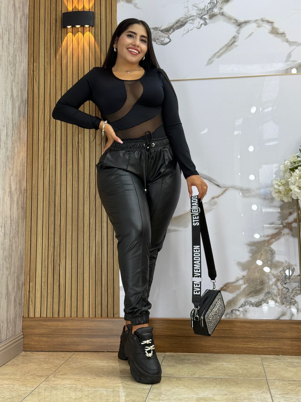 🌸 Jogger Cuerina STRESS – ¡Luce con actitud y siéntete cómoda!🌸 Envió Gratis🚚