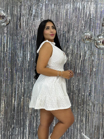👑 VESTIDO OJALILLO FRUNCIDO: ¡TUS CURVAS EN OTRO NIVEL! 👑